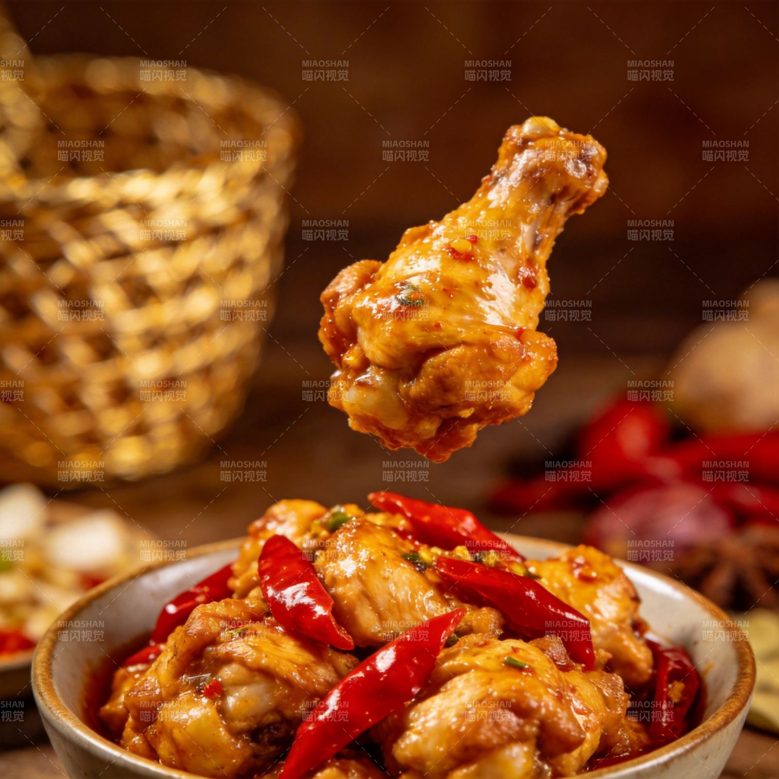 辣味鸡翅飘香图片