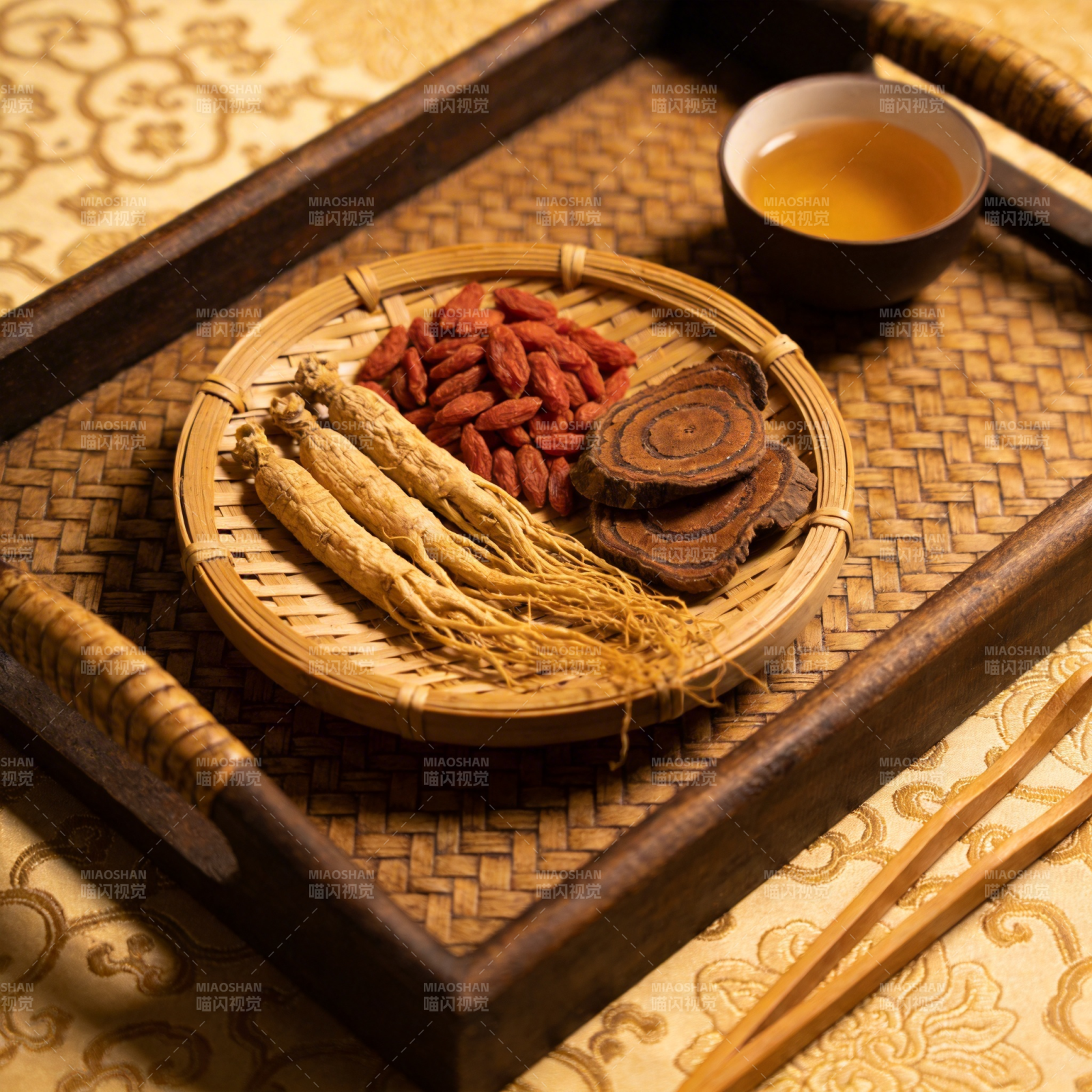 养生茶材摆盘图片