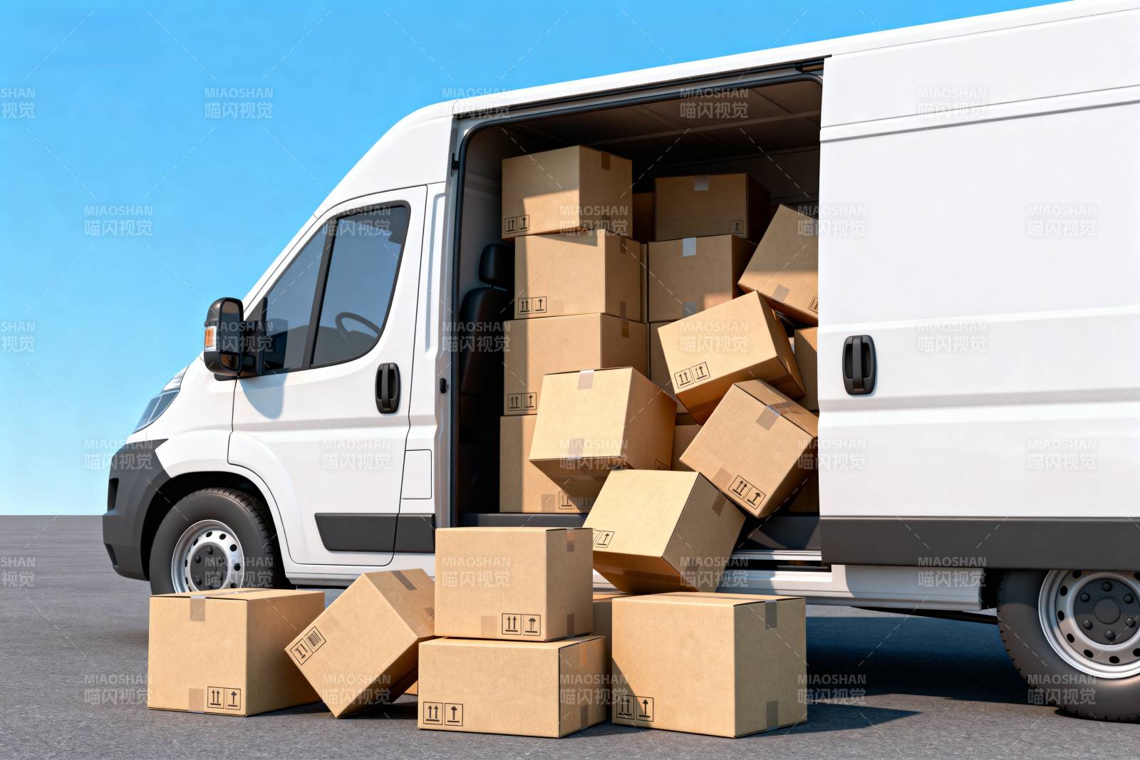 货车装满纸箱图片