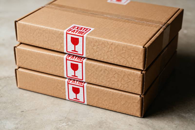 易碎品包装盒图片