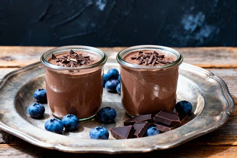 巧克力慕斯配蓝莓图片