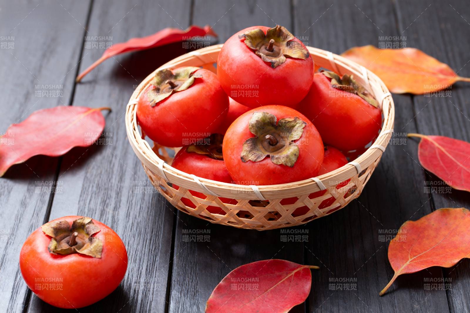 秋日柿子静物图图片