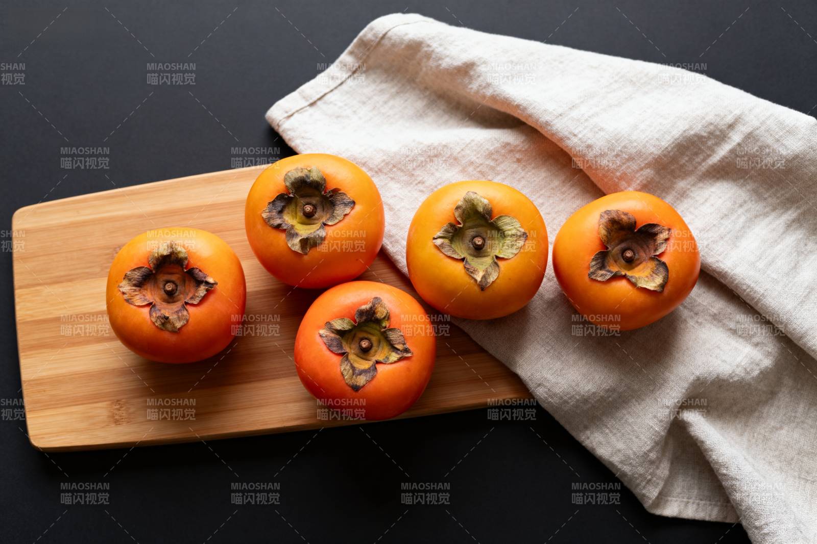 柿子静物图图片