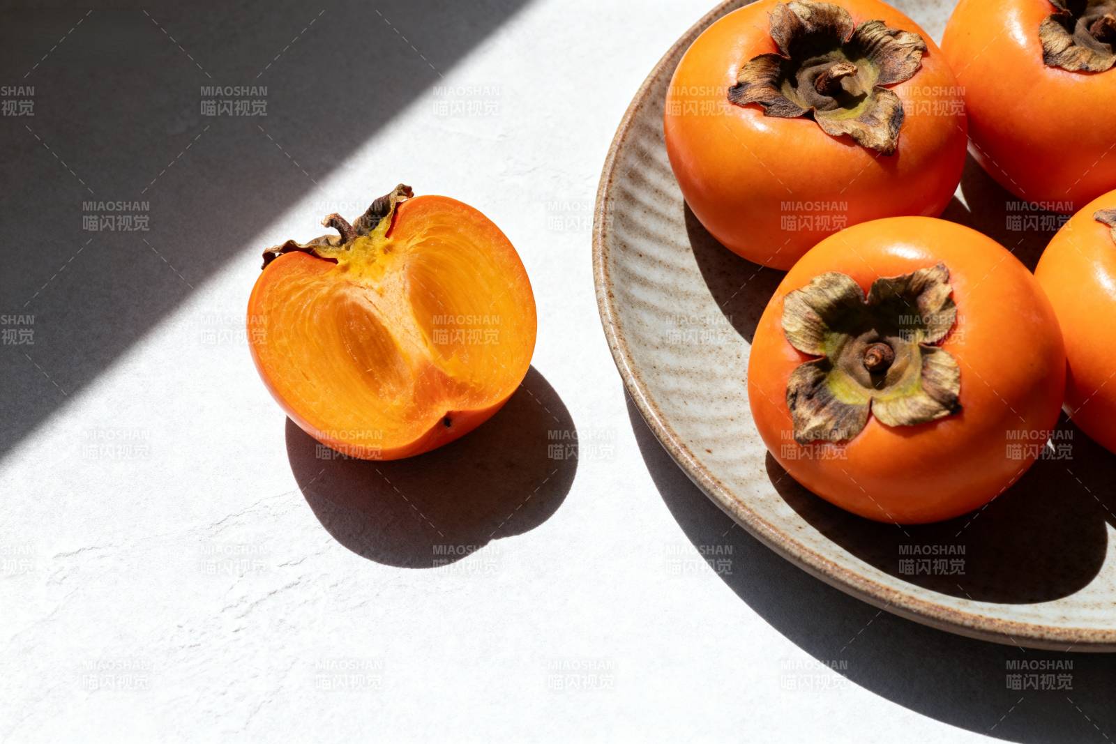 柿子静物图图片