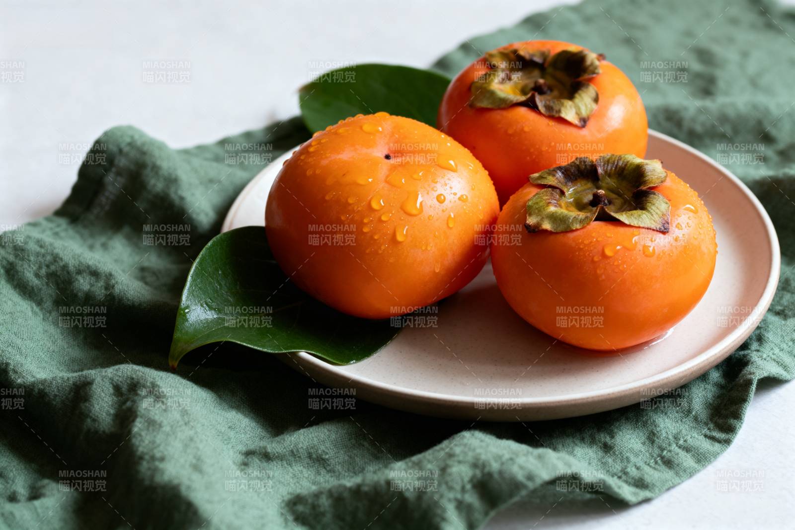 柿子静物图图片