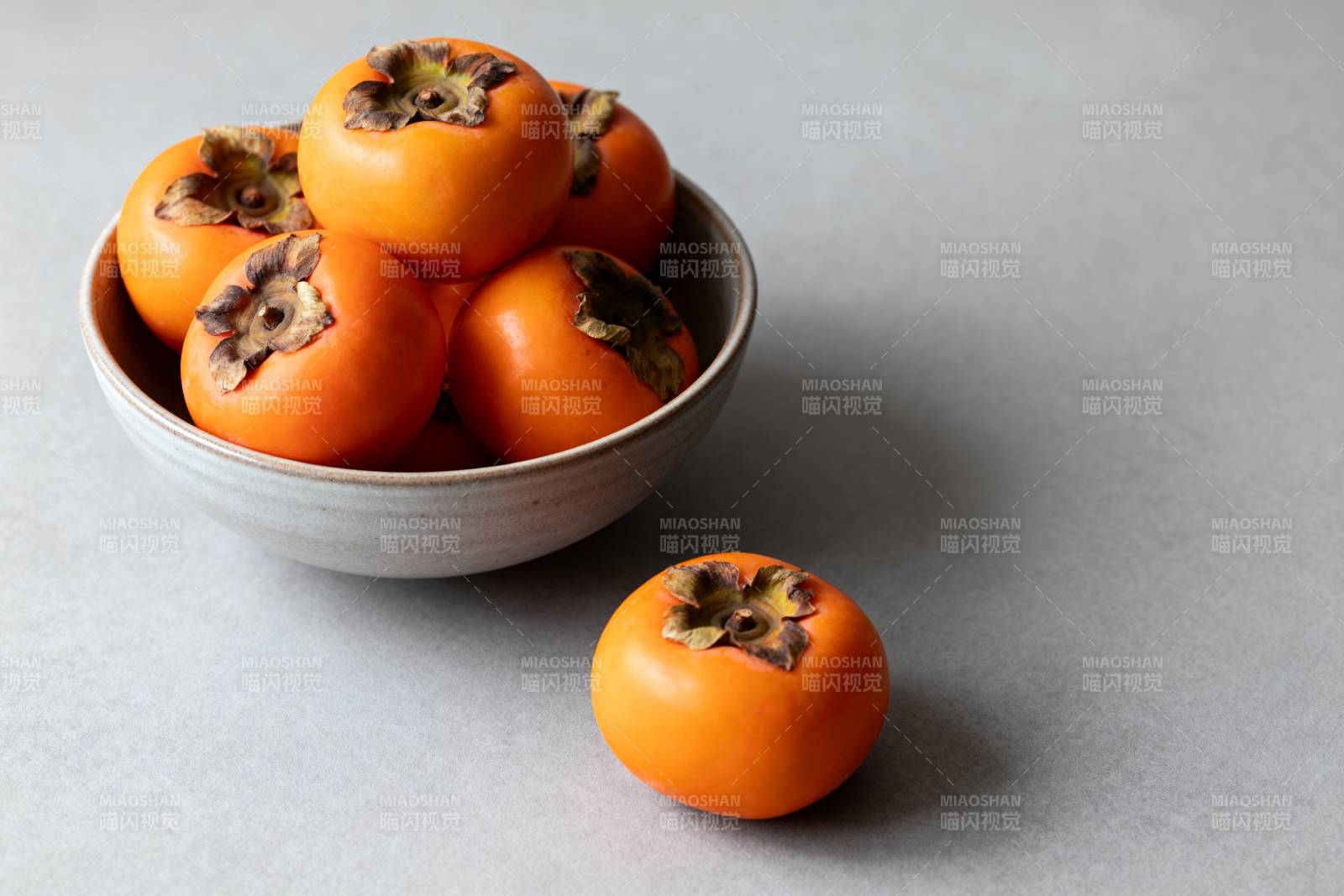 柿子静物图图片