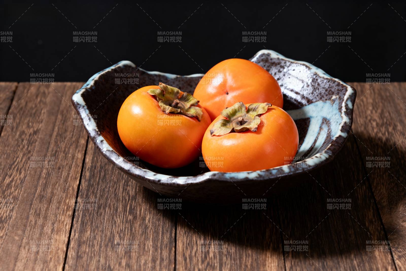 柿子静物图图片