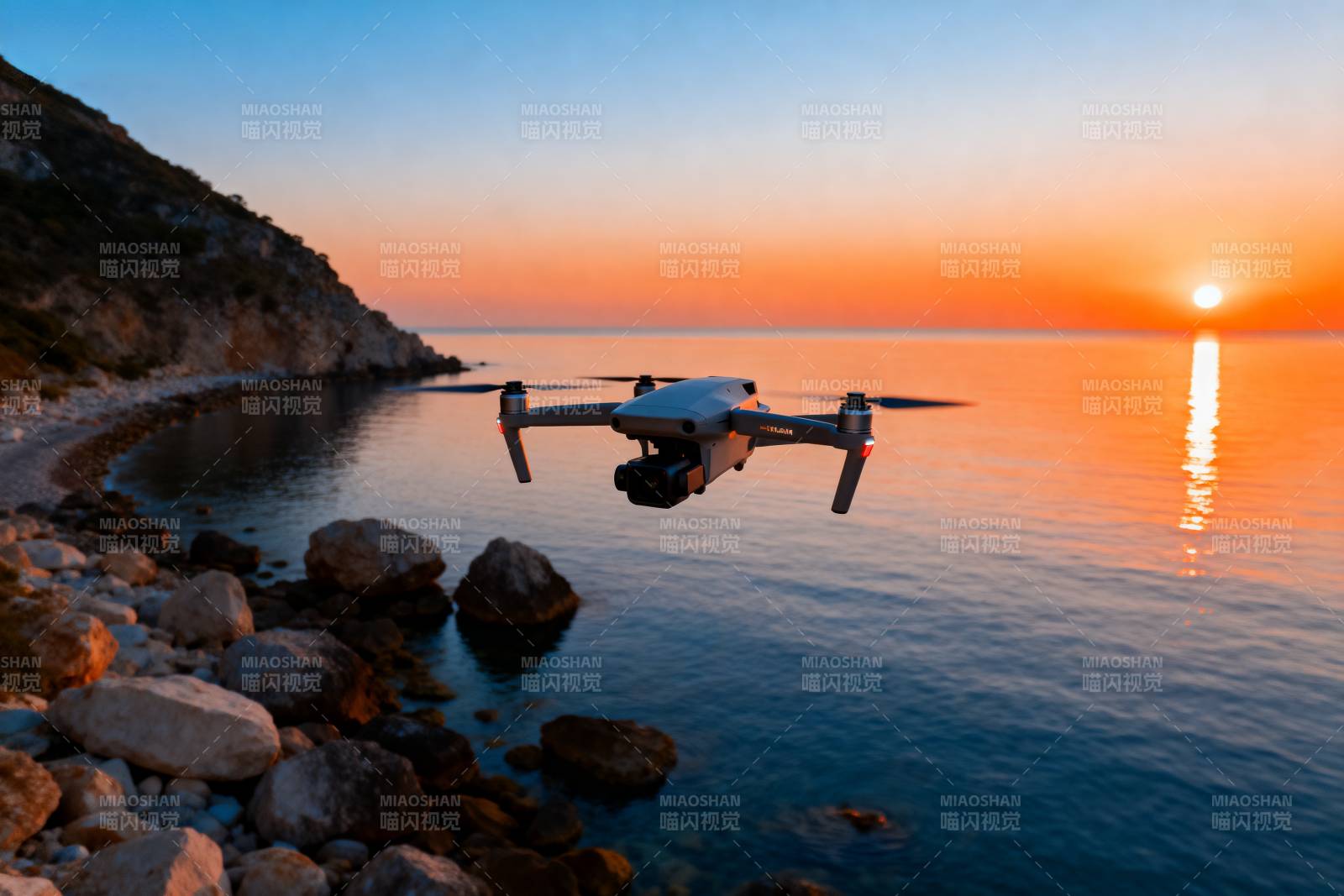 无人机航拍日落海景图片