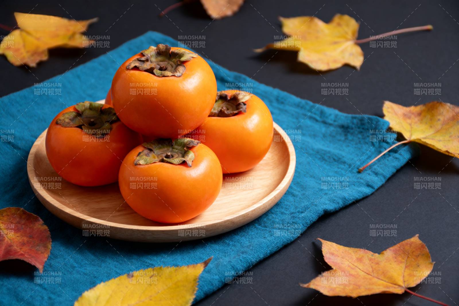 秋日柿子静物图片