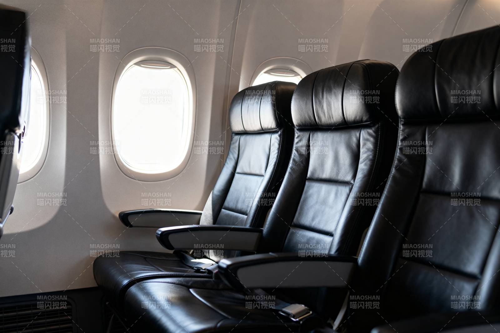飞机客舱座椅图片