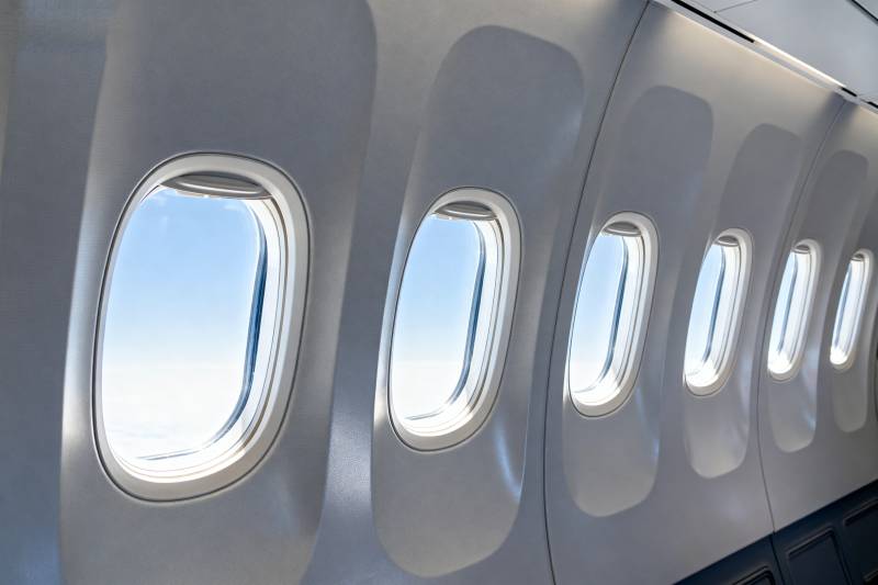 飞机舷窗美景图片