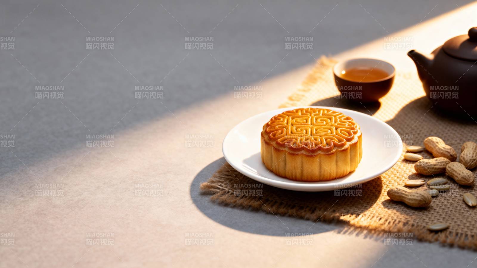 中秋月饼茶香伴图片