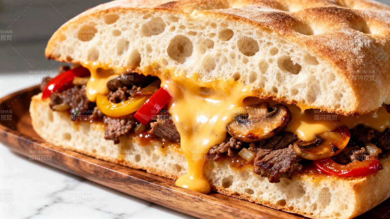 美味牛肉芝士三明治图片