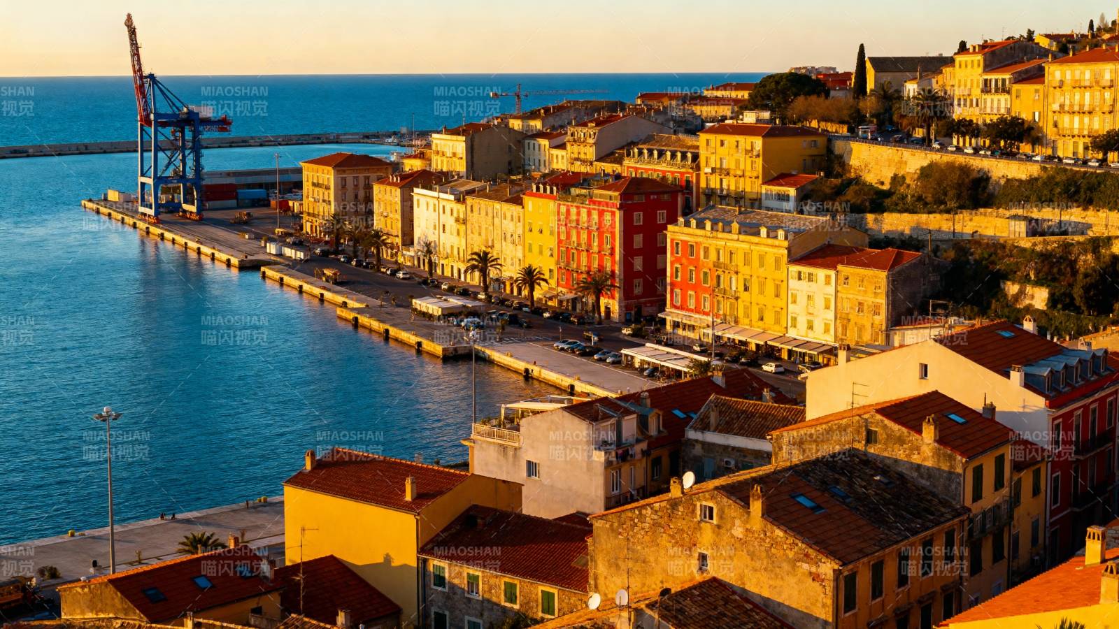 海滨小镇风光图片