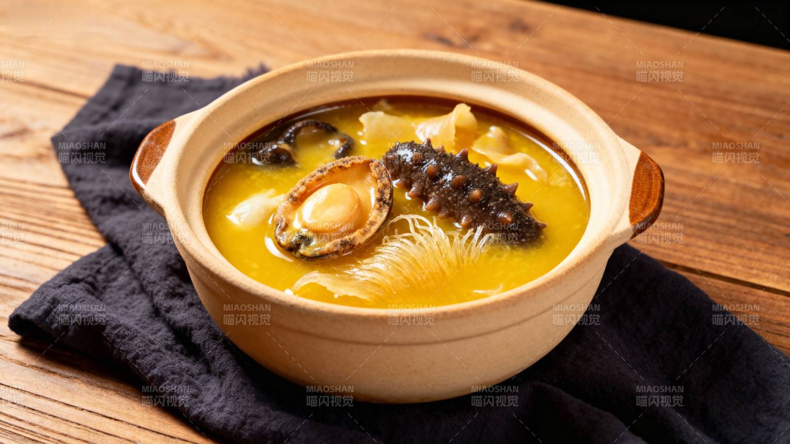 鲍鱼海参汤图片