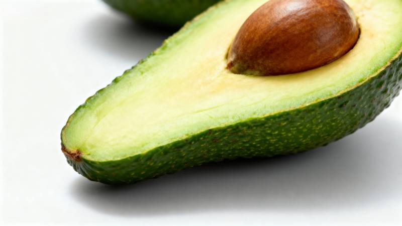 新鲜牛油果切片图片