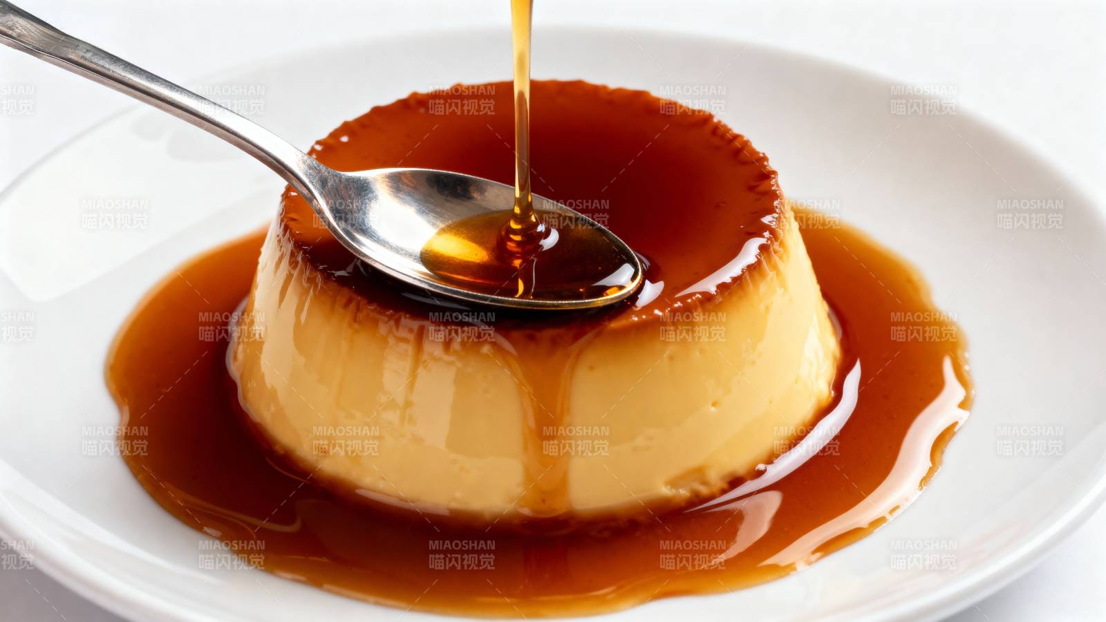 焦糖布丁淋酱图片