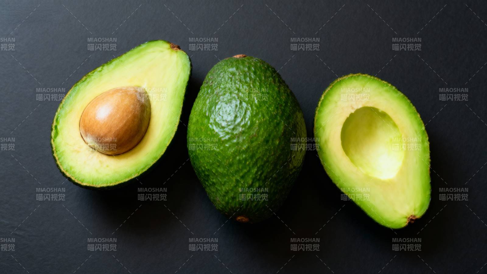 牛油果切开展示图片