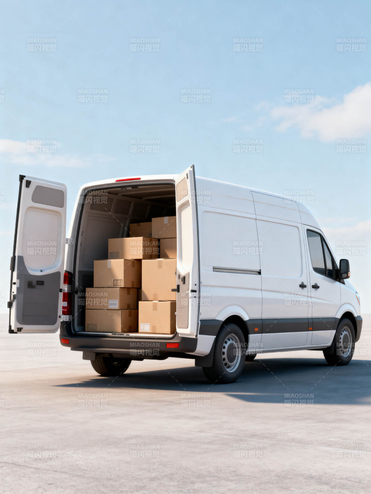 货车装载货物准备出发图片