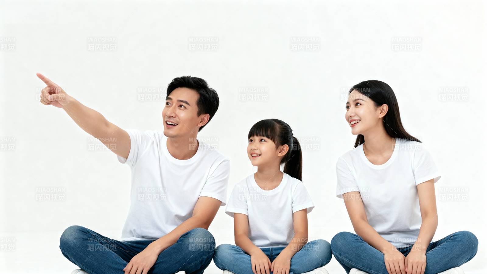 幸福家庭共赏远方图片