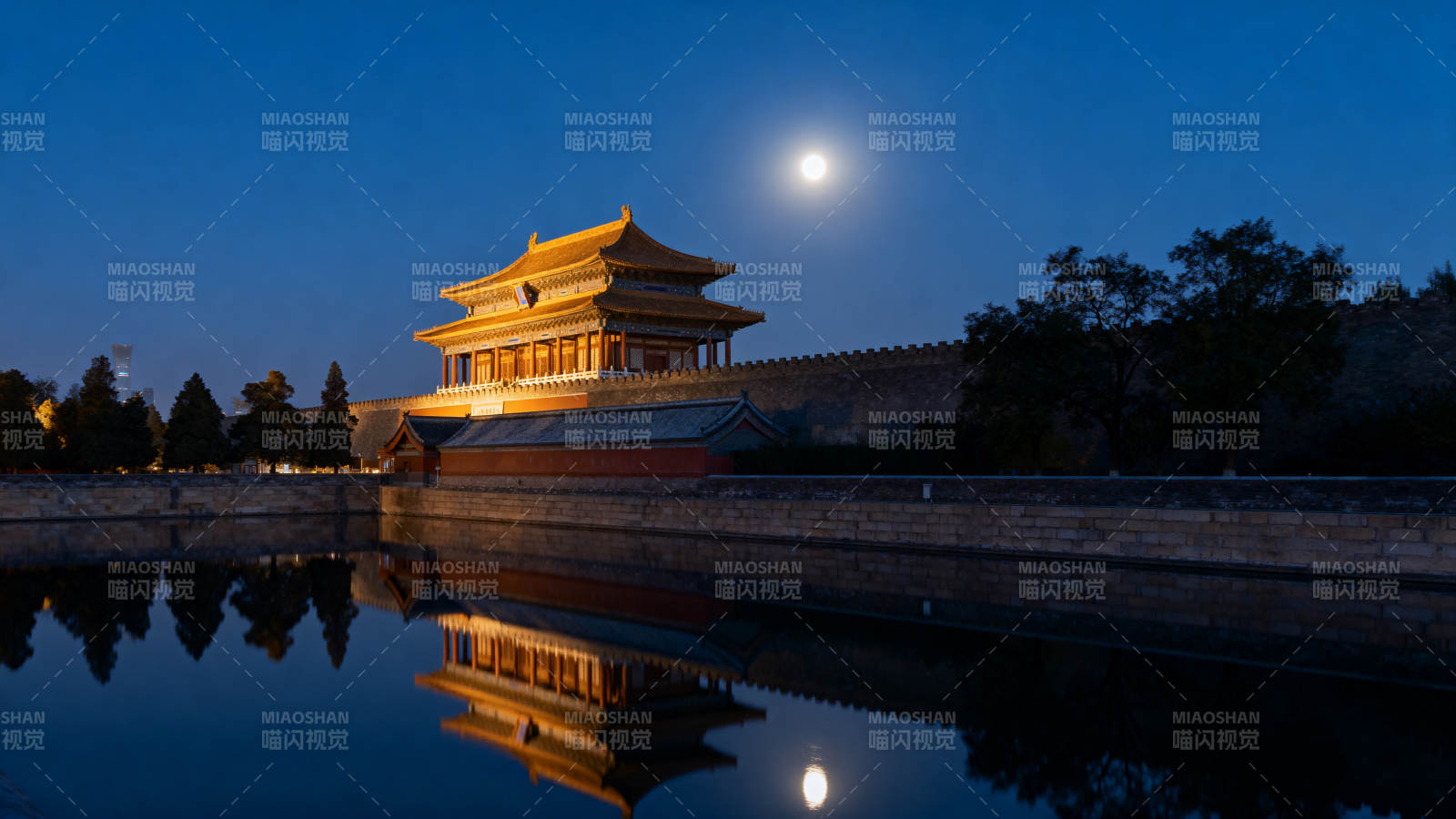 月下故宫倒影图片