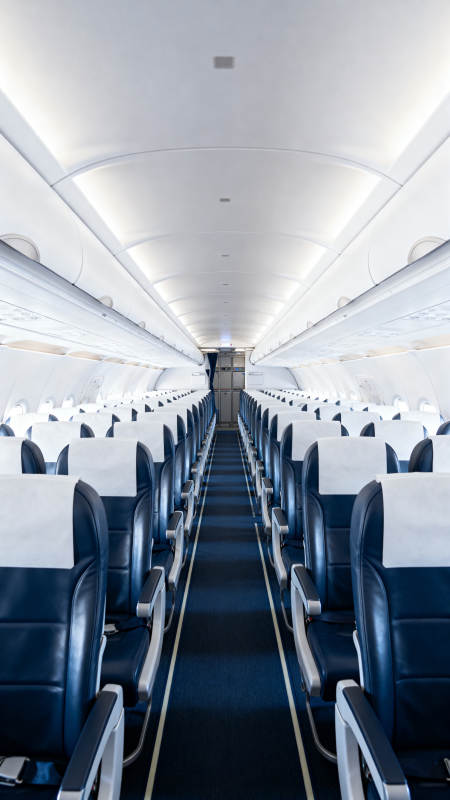 飞机客舱内部景象图片