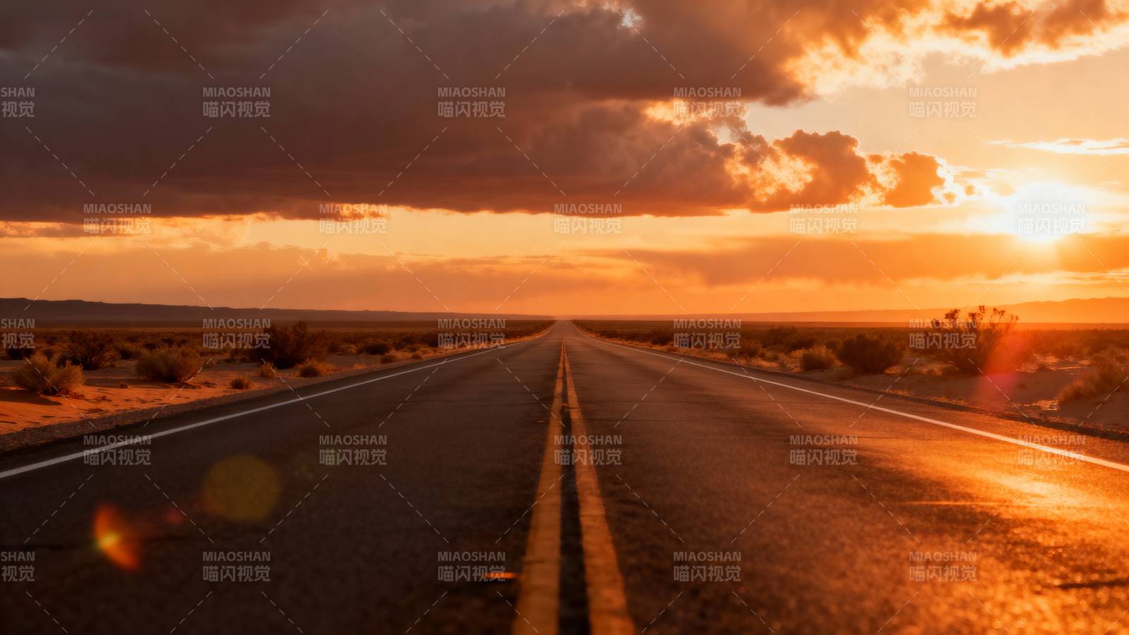 夕阳下的公路图片