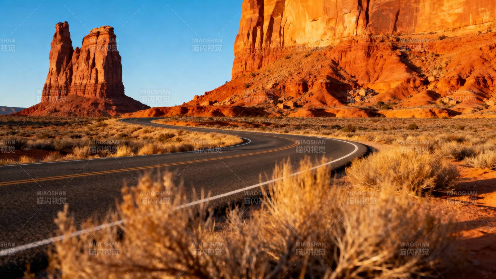 荒漠公路奇景图片