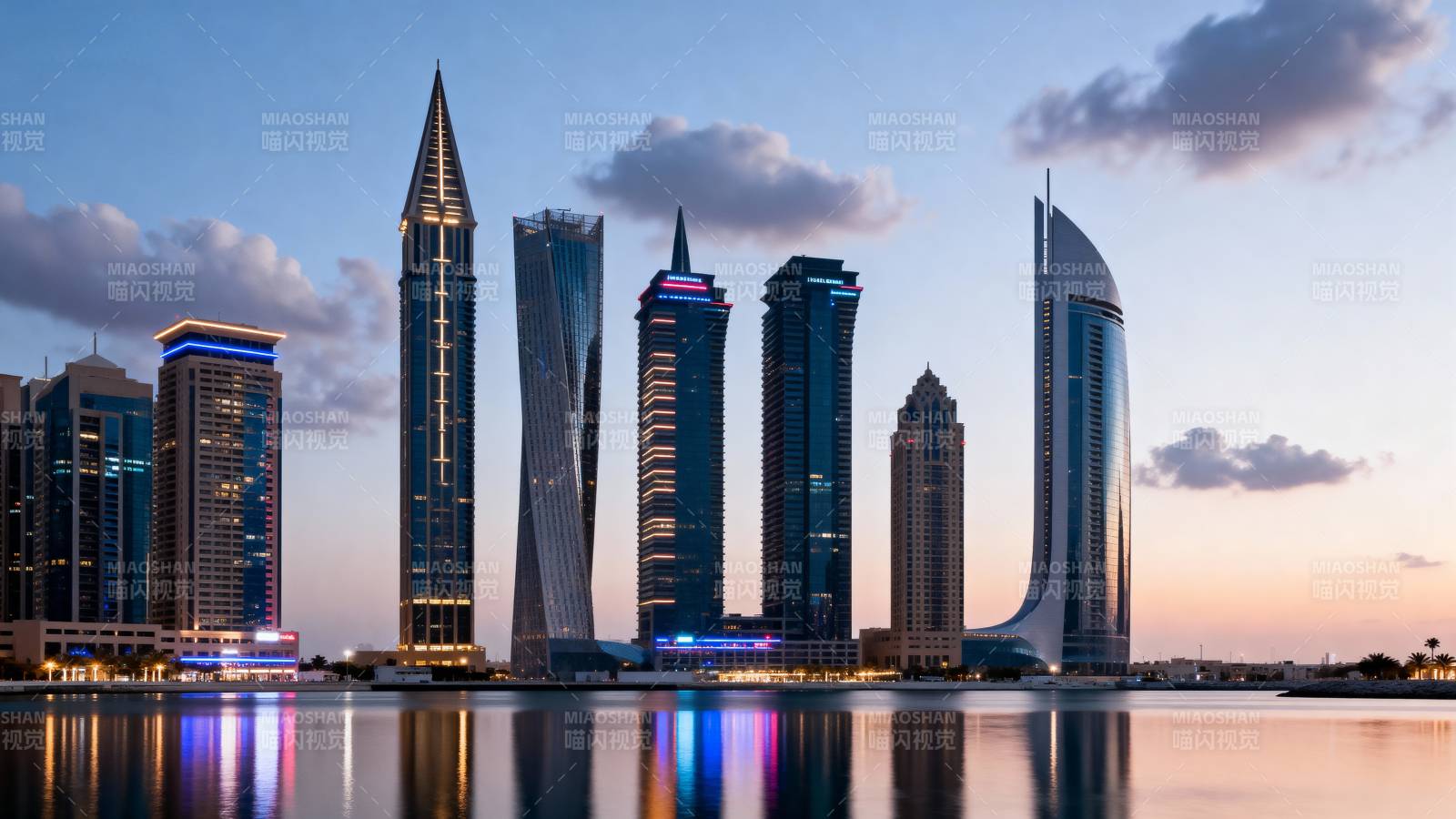 迪拜天际线夜景图片