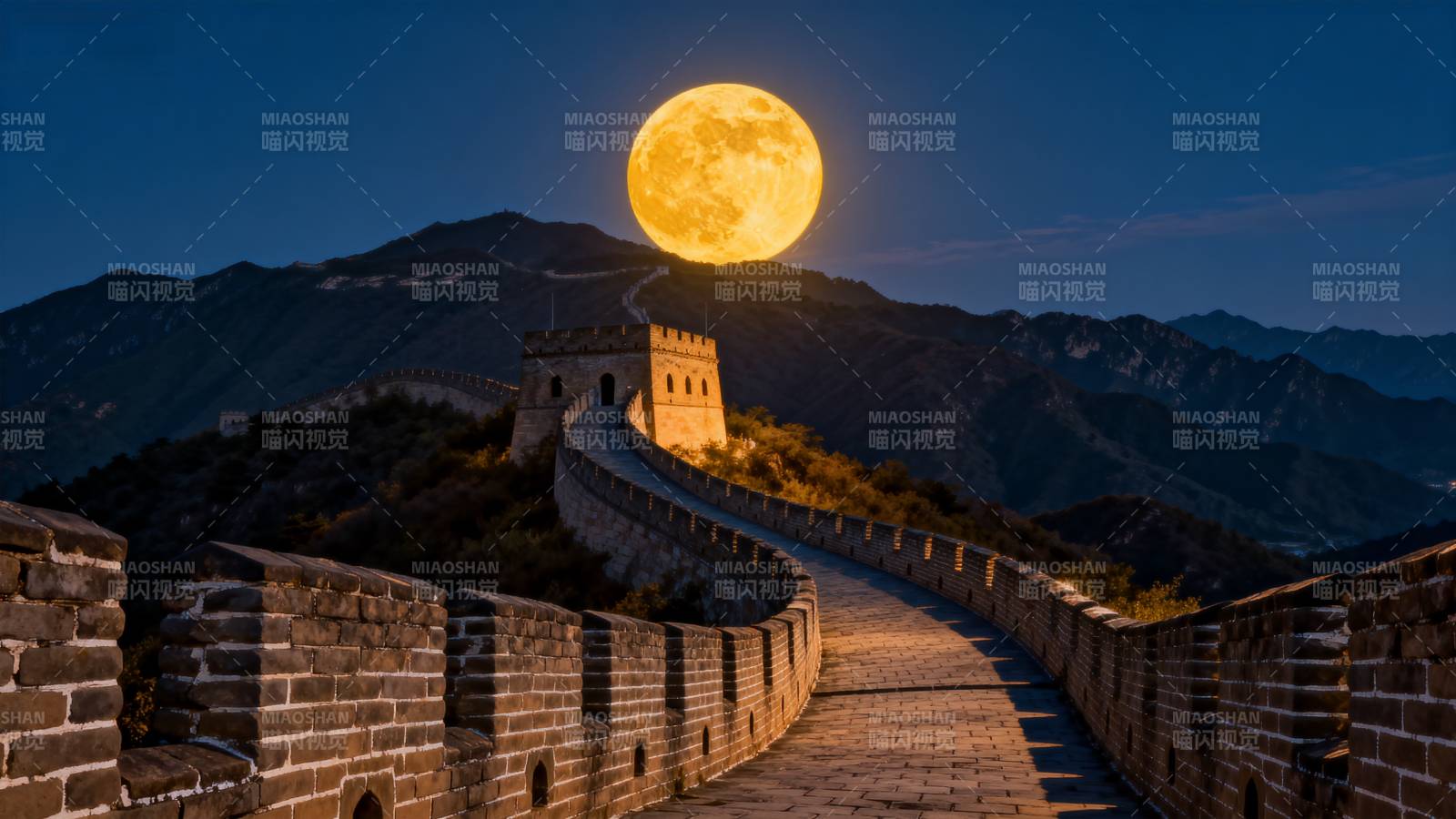 明月照长城图片