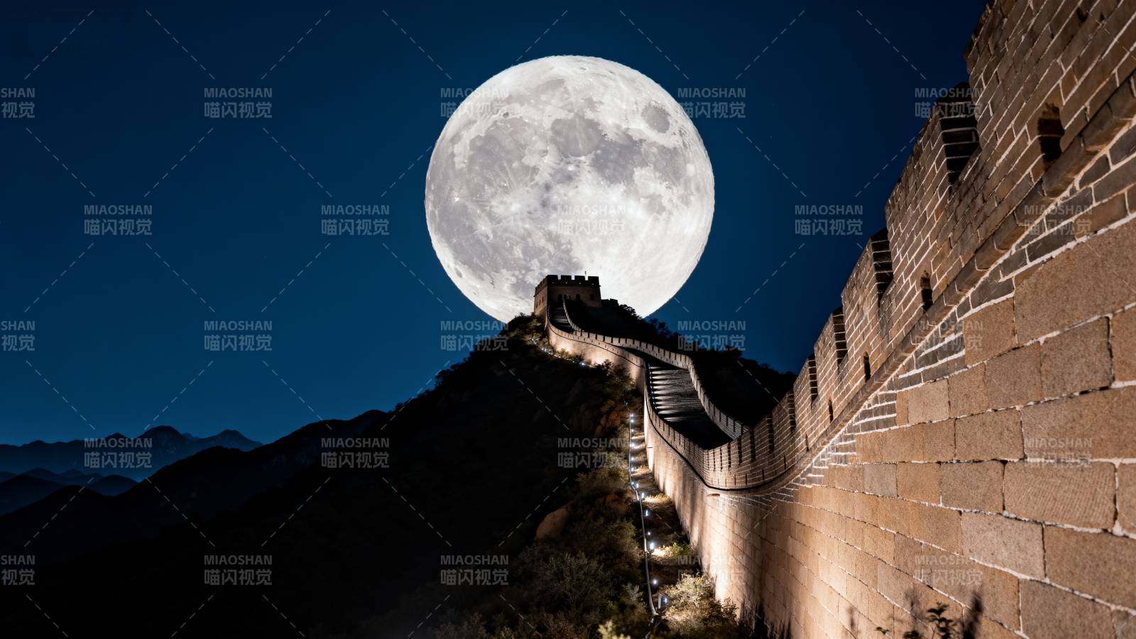 明月照长城图片