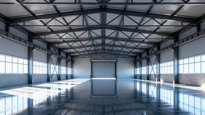 宽敞明亮的工业厂房图片