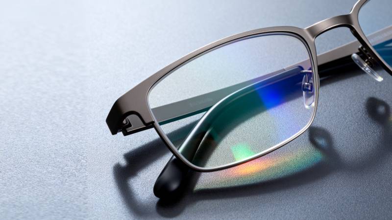 时尚金属眼镜特写图片