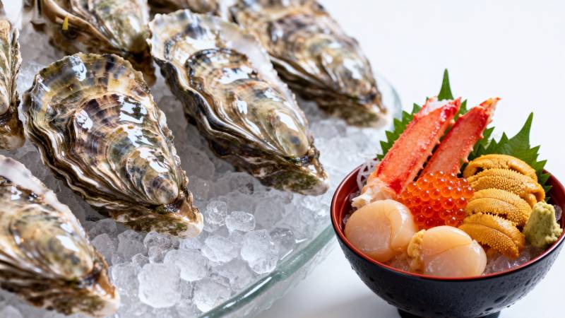 生蚝与海鲜拼盘图片