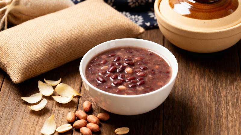 红豆粥配坚果图片