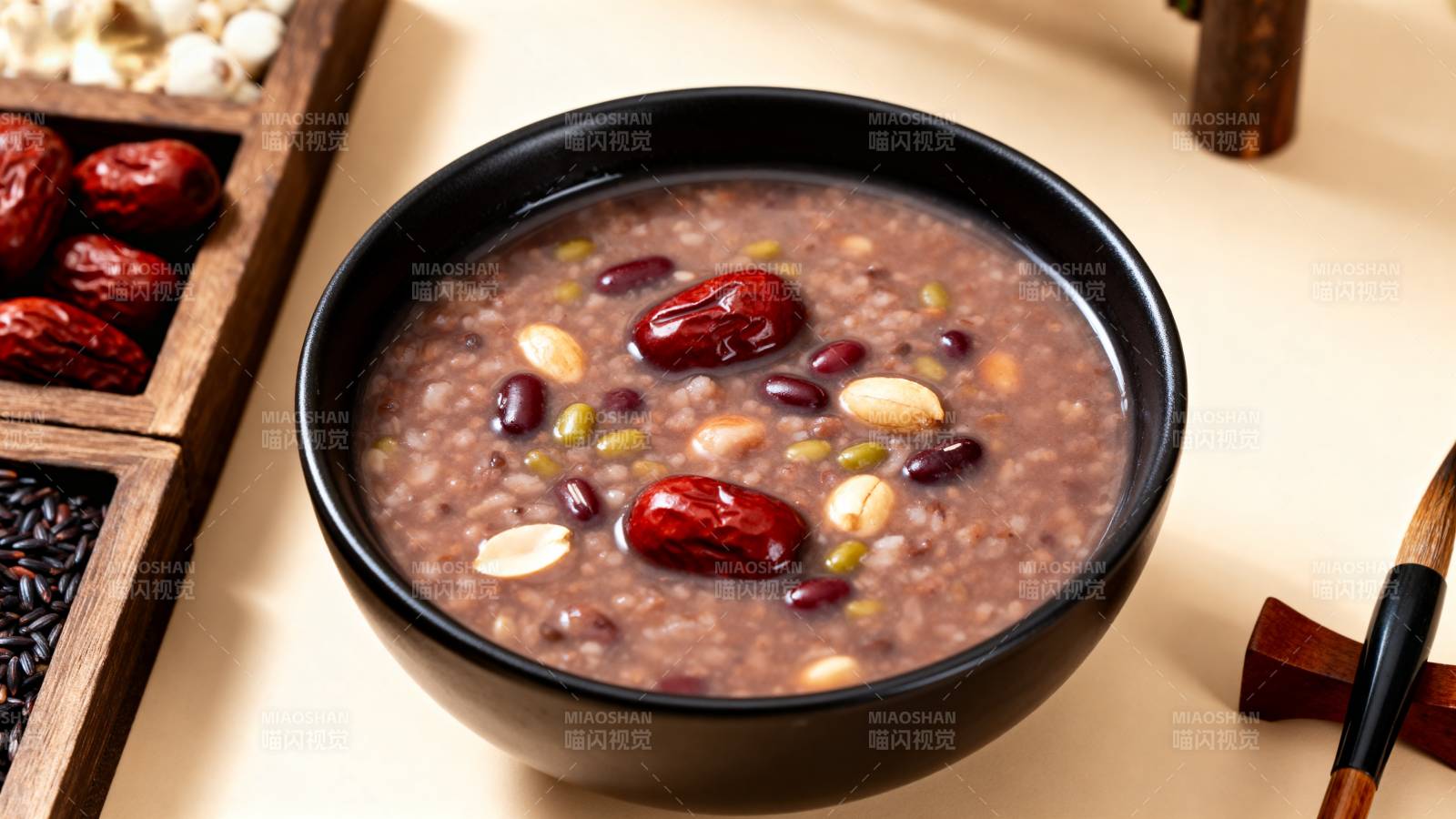 八宝粥 营养美味图片