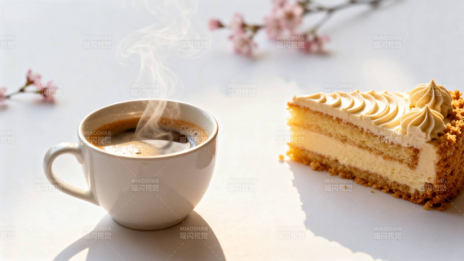 咖啡与蛋糕的静谧时光图片