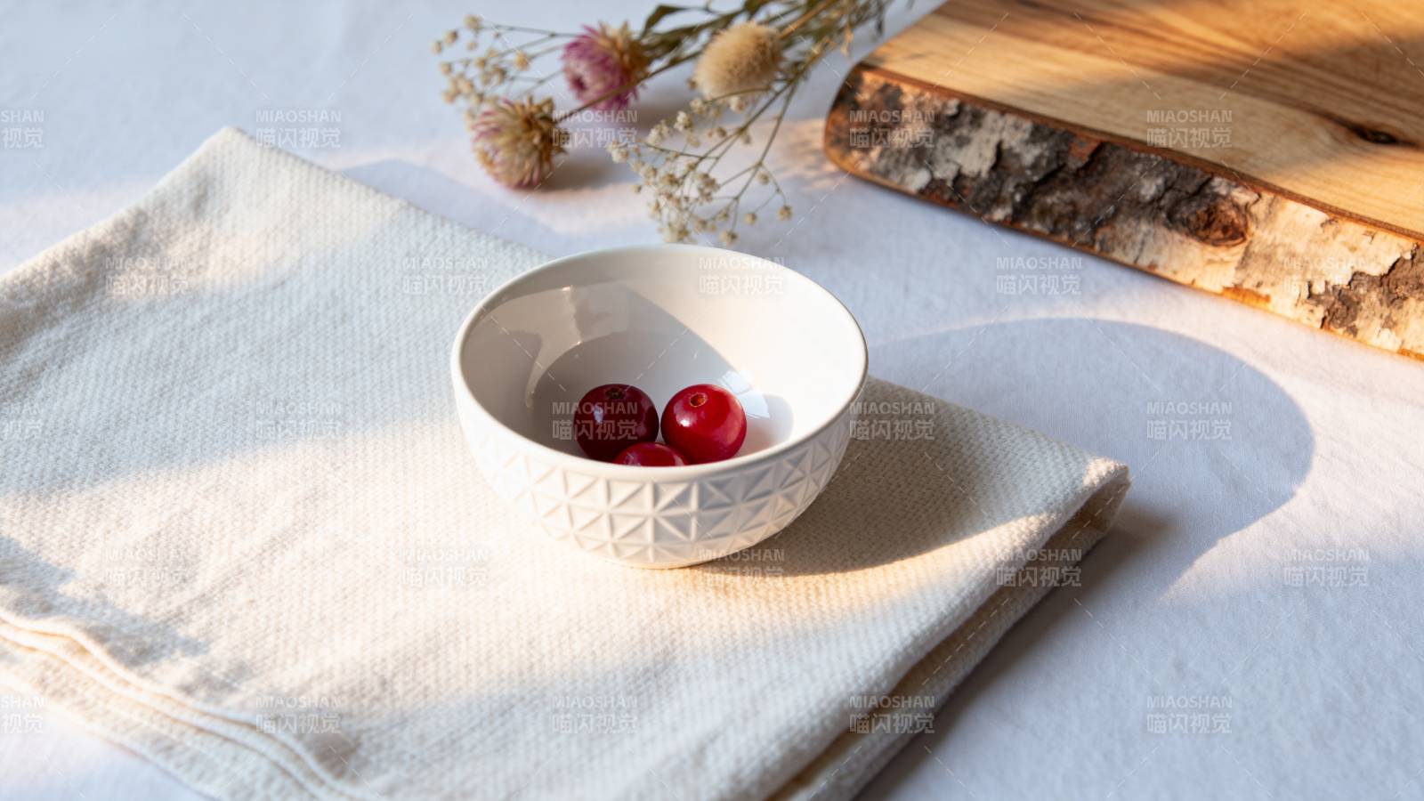 樱桃静物图图片