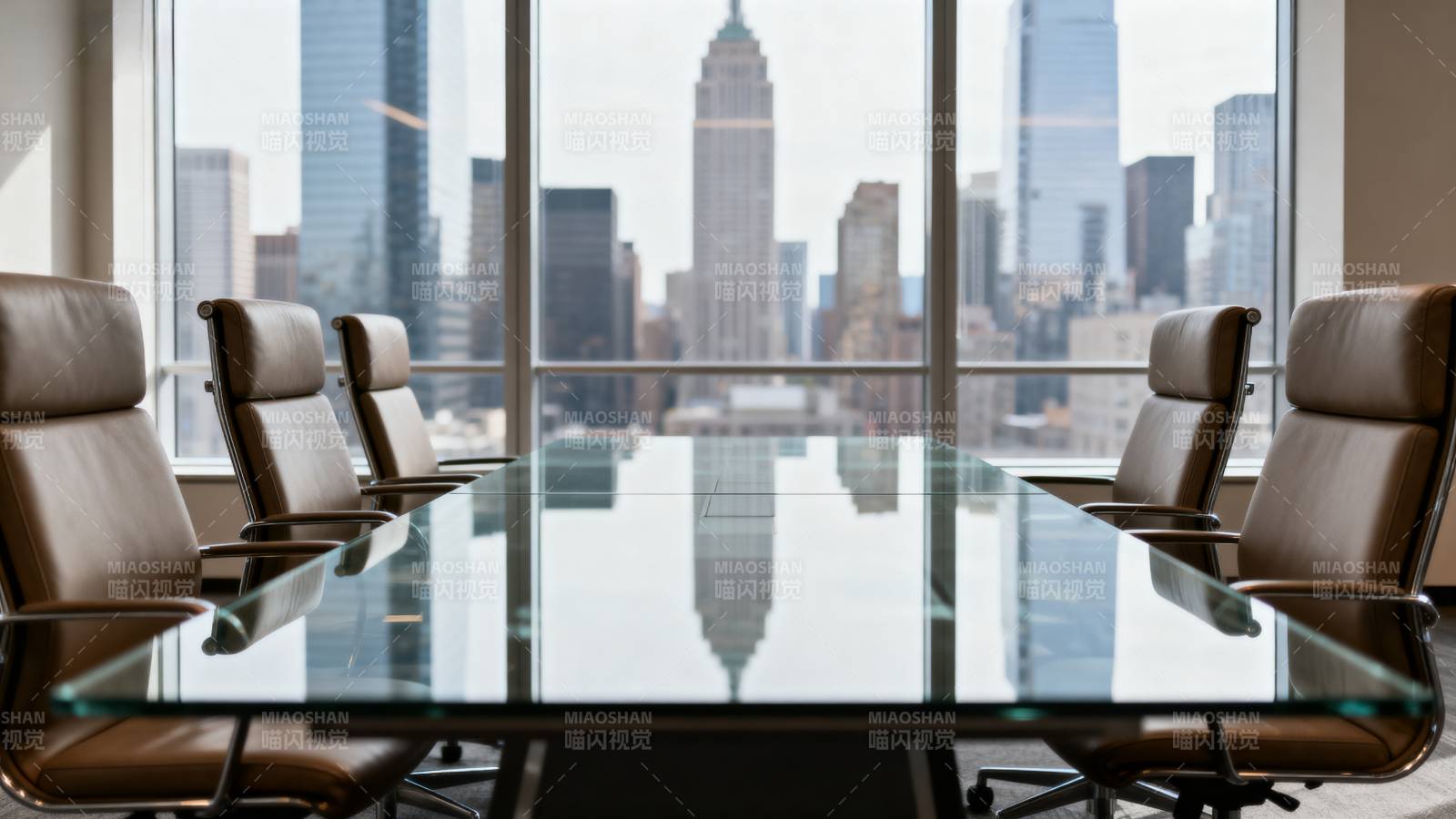 现代都市会议室图片