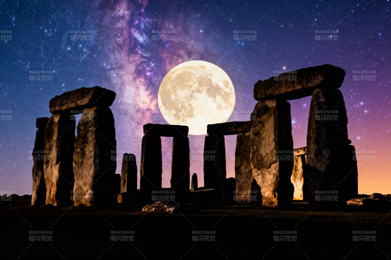 巨石阵月夜奇景图片
