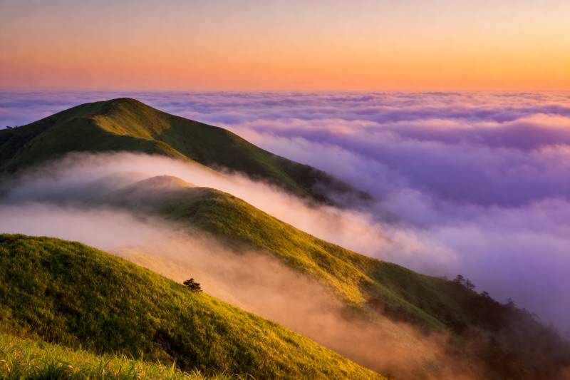 云海日出山峦图片