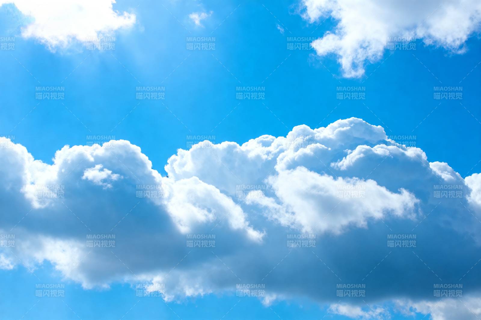 蓝天白云 晴空万里图片