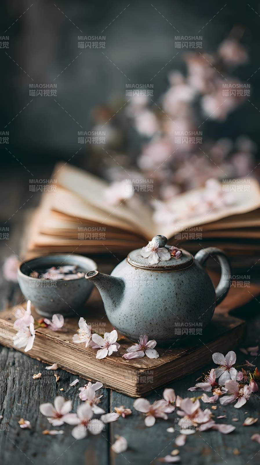 樱花茶香伴书卷图片