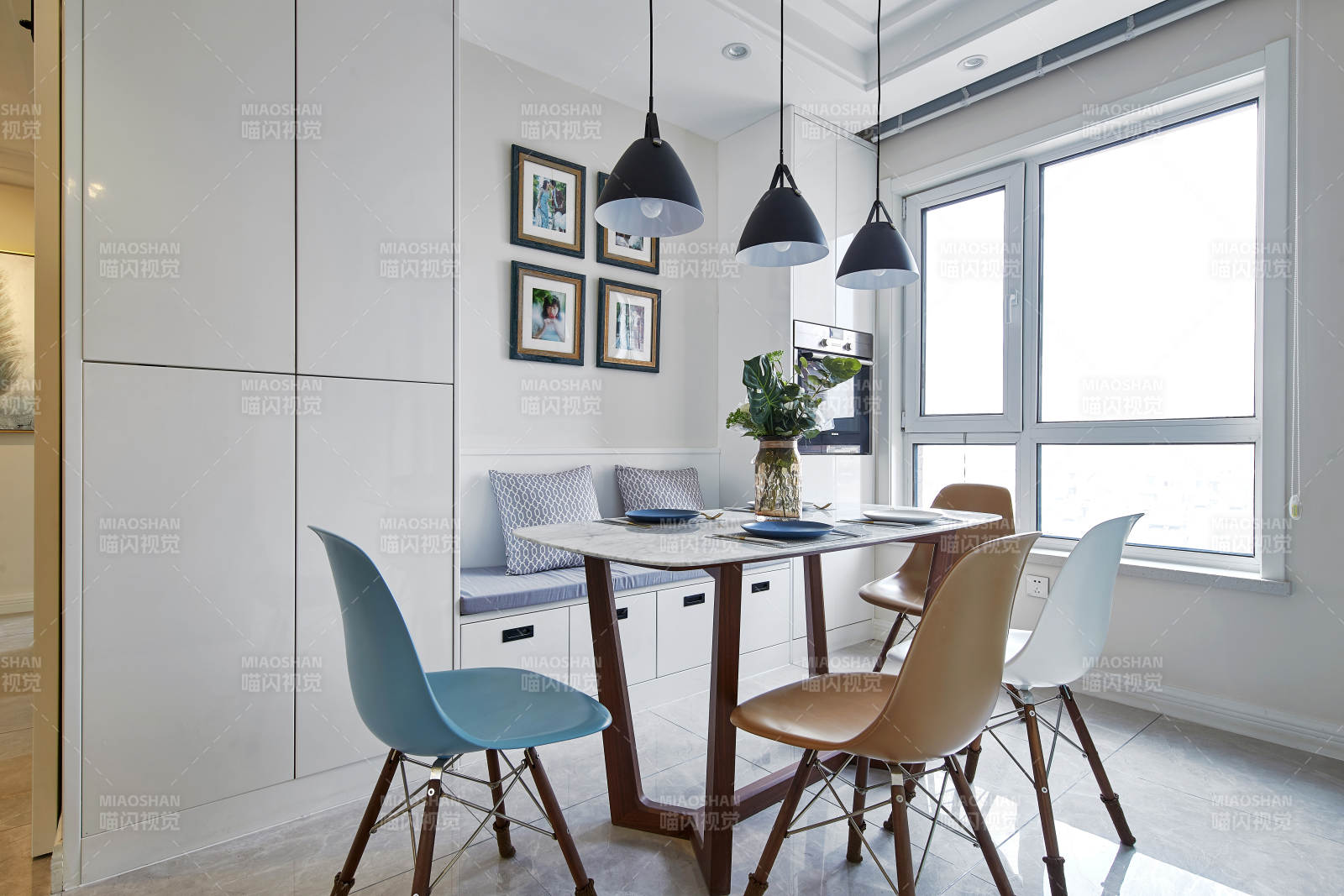 现代简约餐厅设计图片