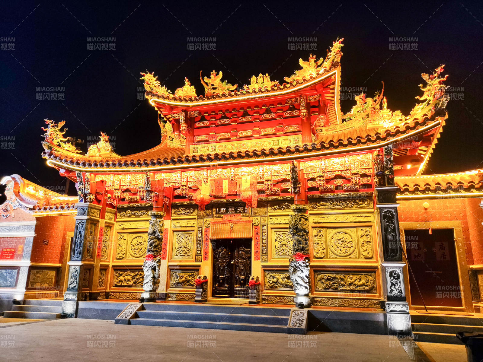 夜色中的古庙辉煌图片