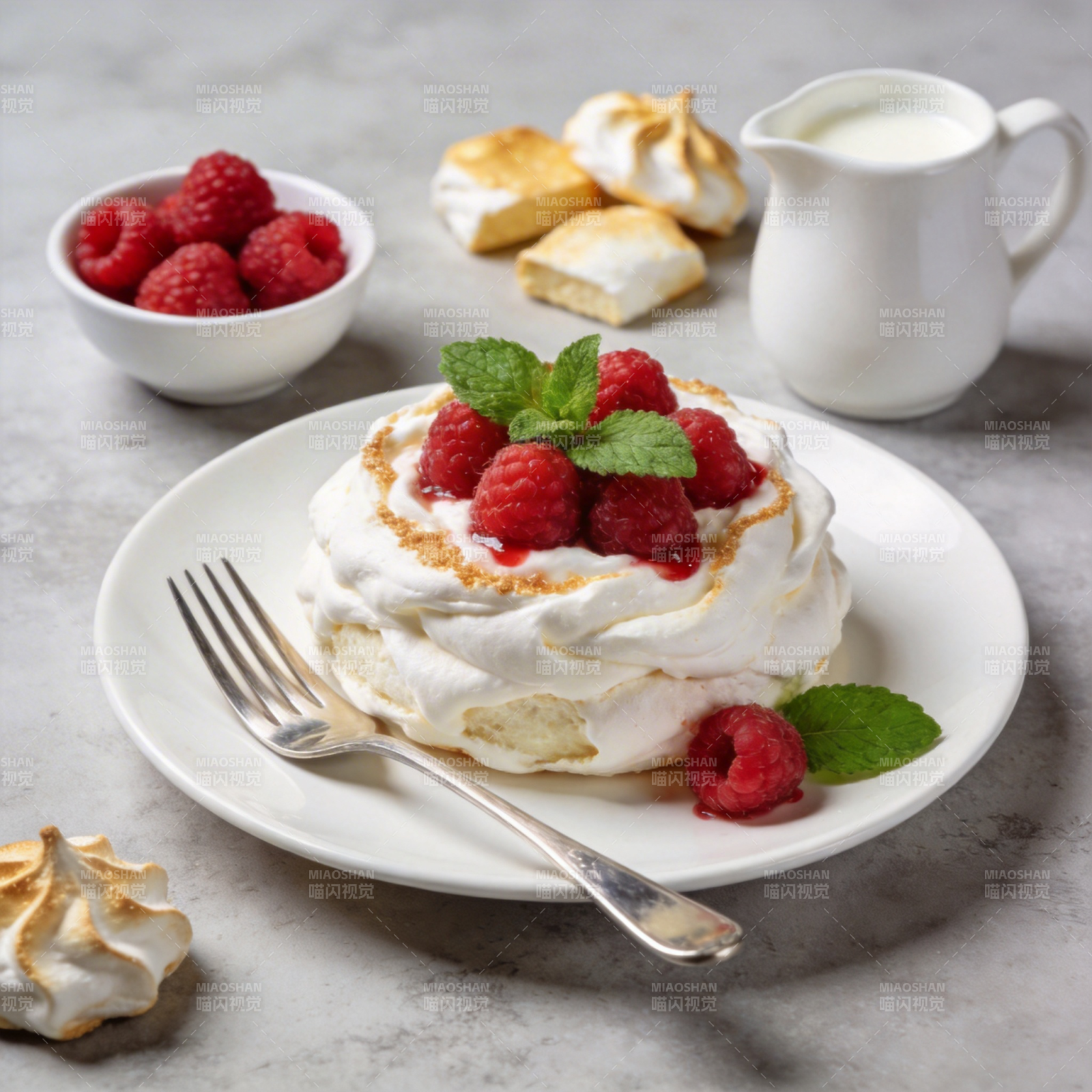 覆盆子蛋白酥图片