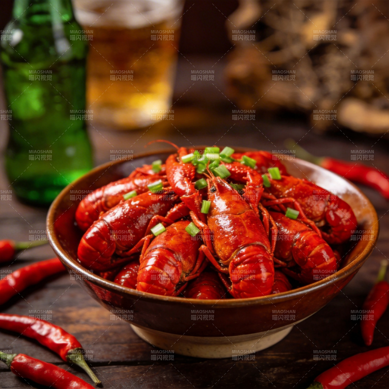 麻辣小龙虾盛宴图片
