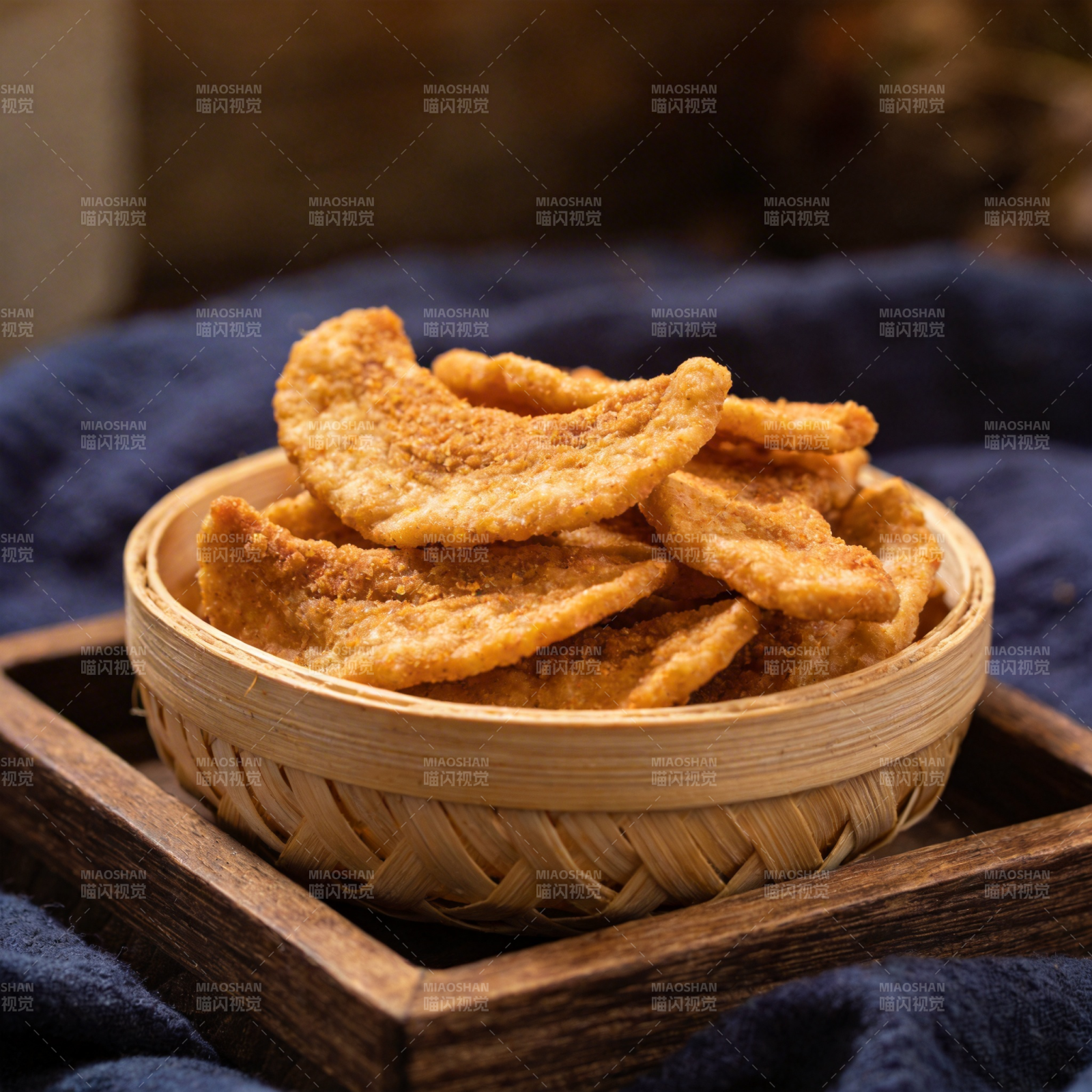 金黄酥脆红薯片图片