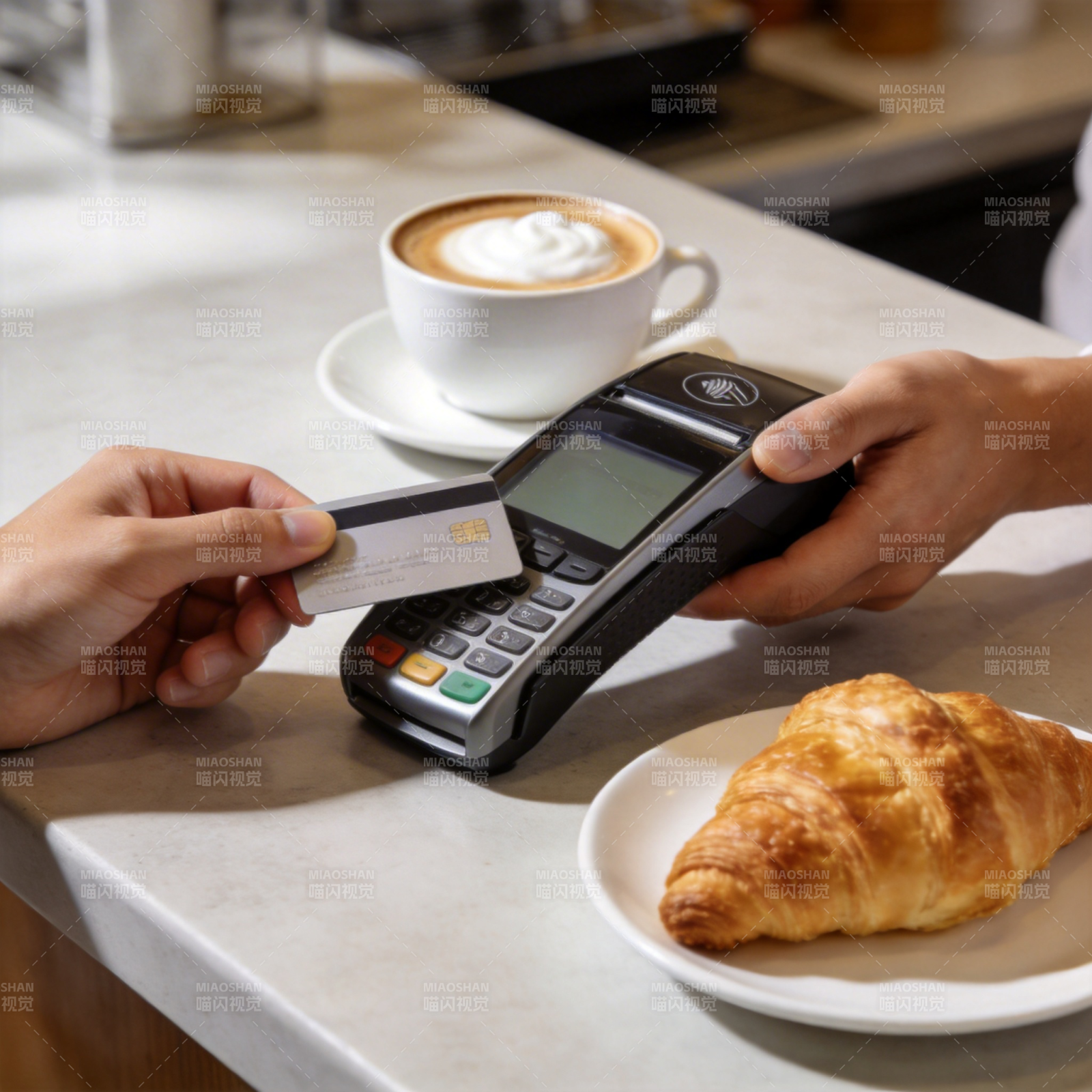 咖啡馆刷卡支付图片