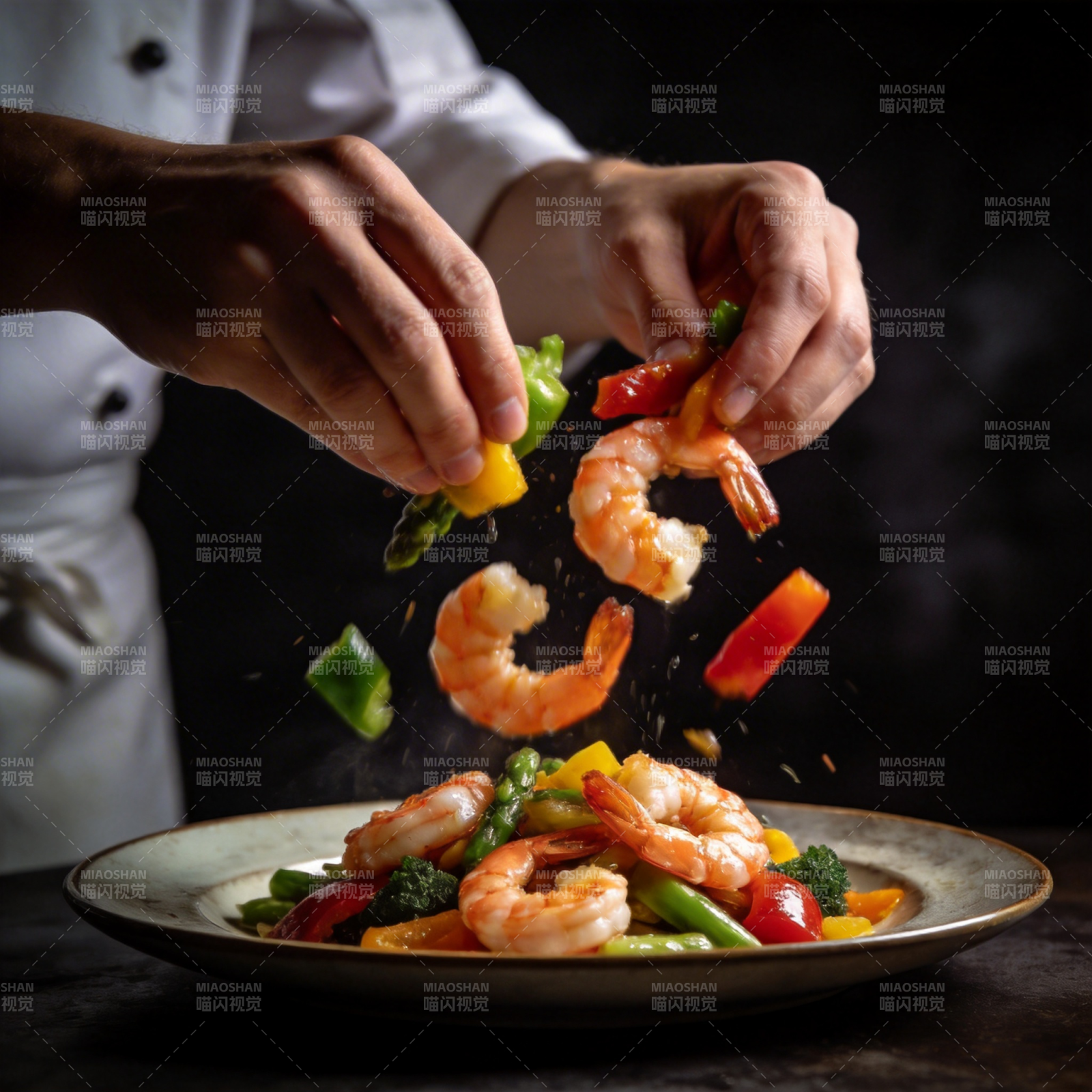 虾仁彩蔬跃盘中图片